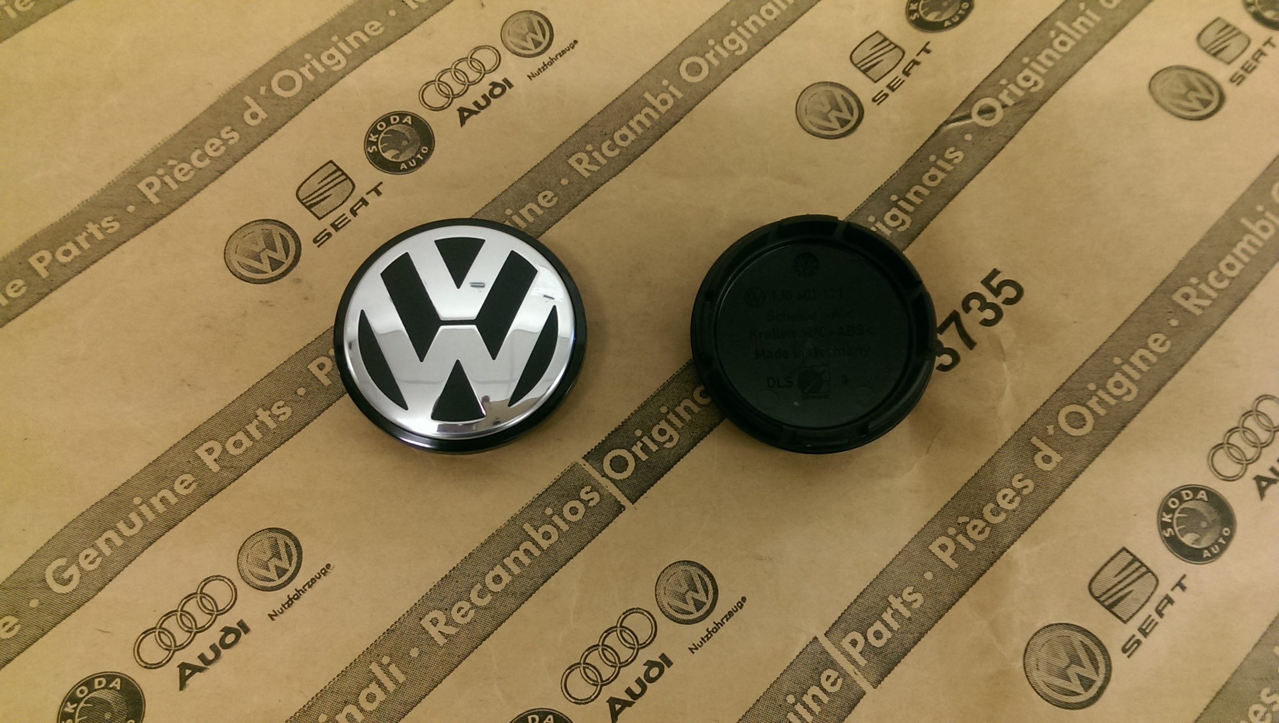vw passat alloy wheel centre caps
